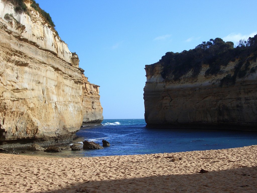 Beach near "Loch Ard Gorge"