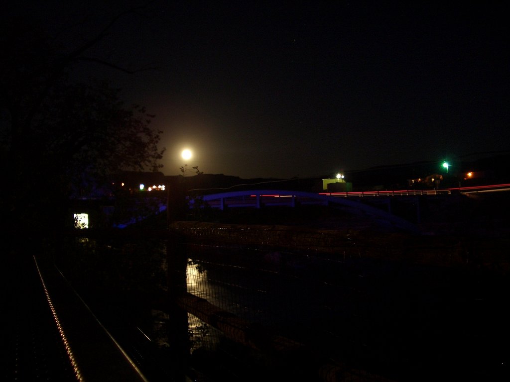 Bridge over San Juan River in Mexican Hat by night