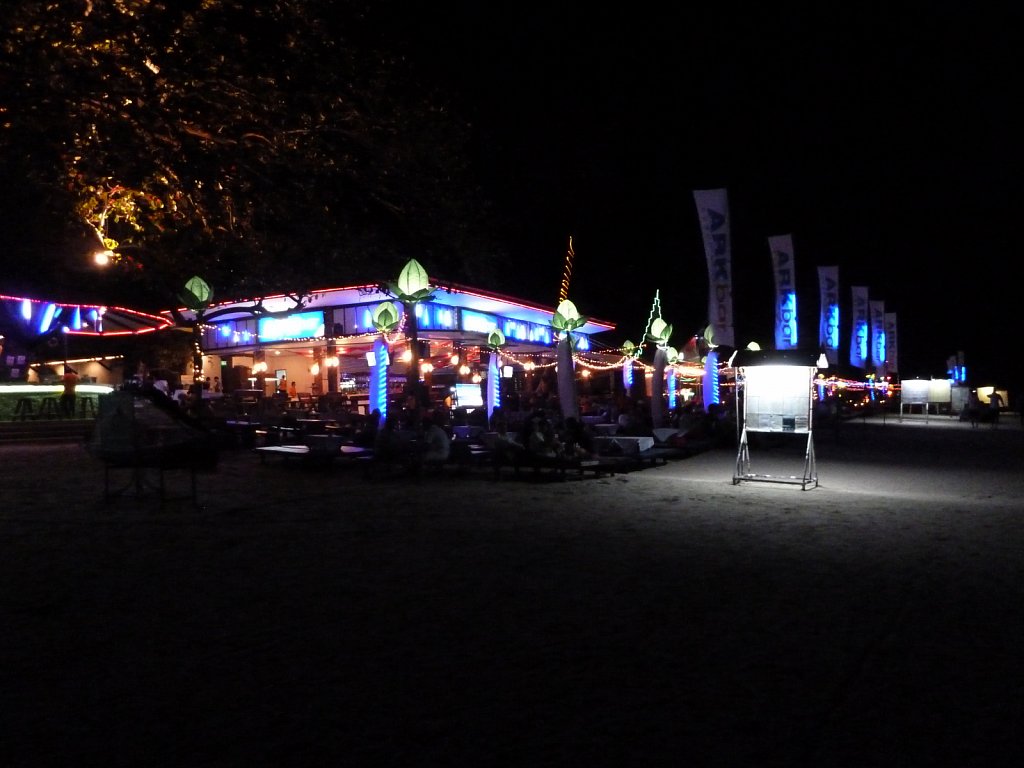 Chaweng Beach by night