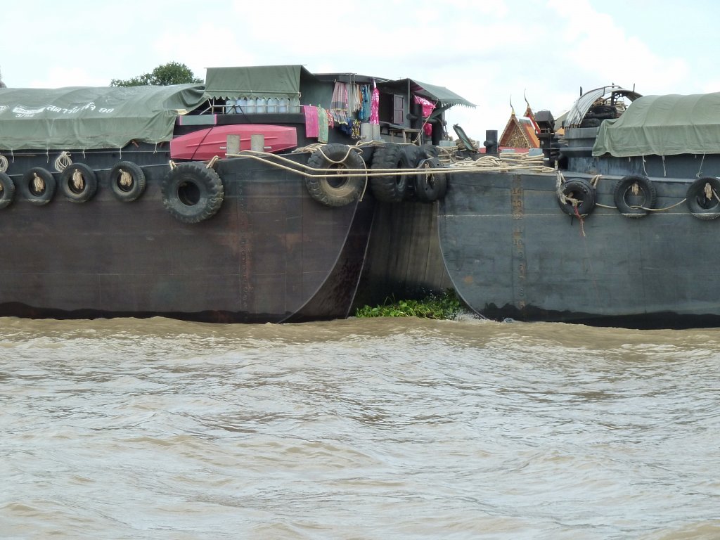 House on a barge
