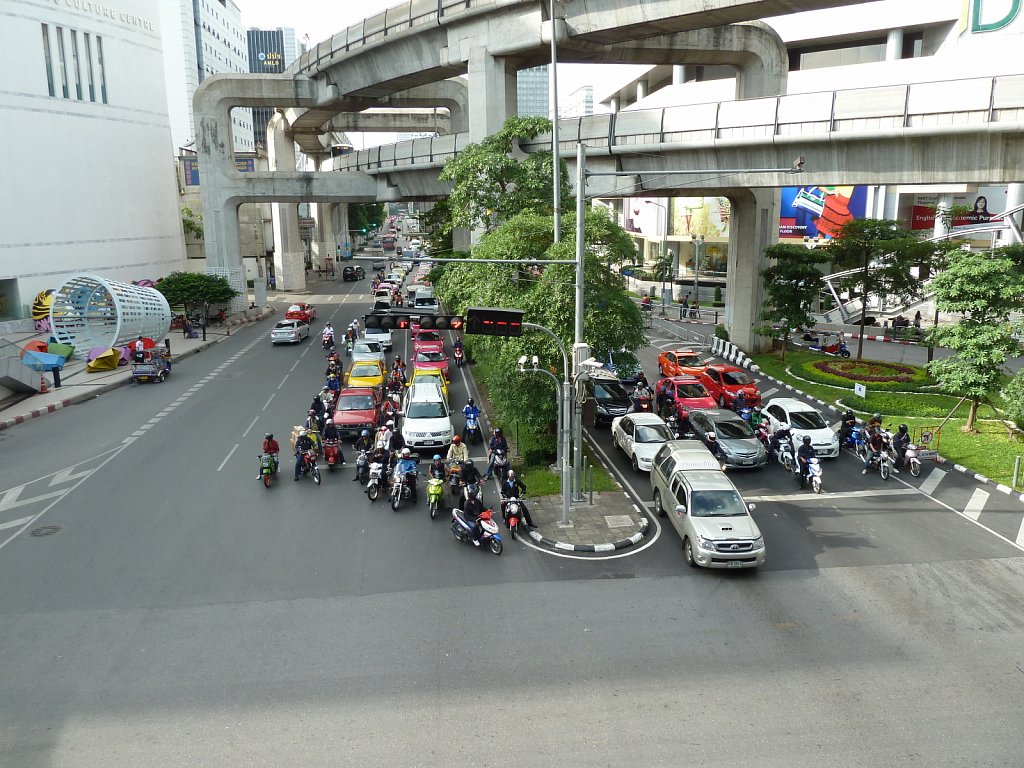 Crossing with Skytrain paths