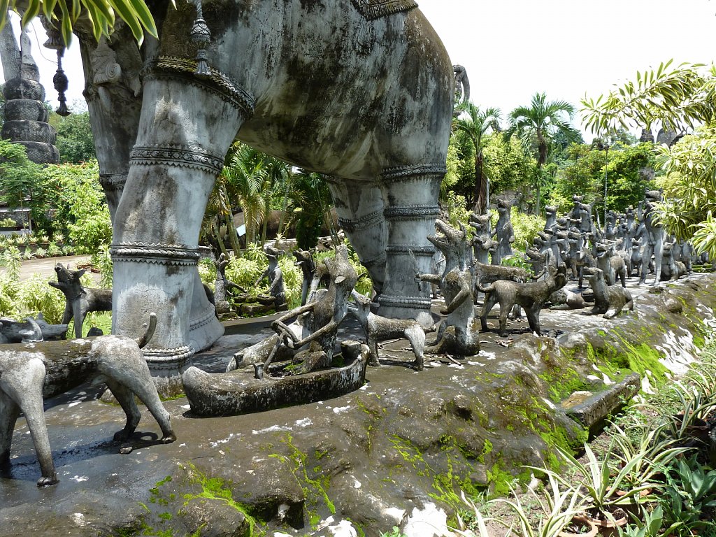 Sculptures in Wat Kaeo Ku in Nong Khai
