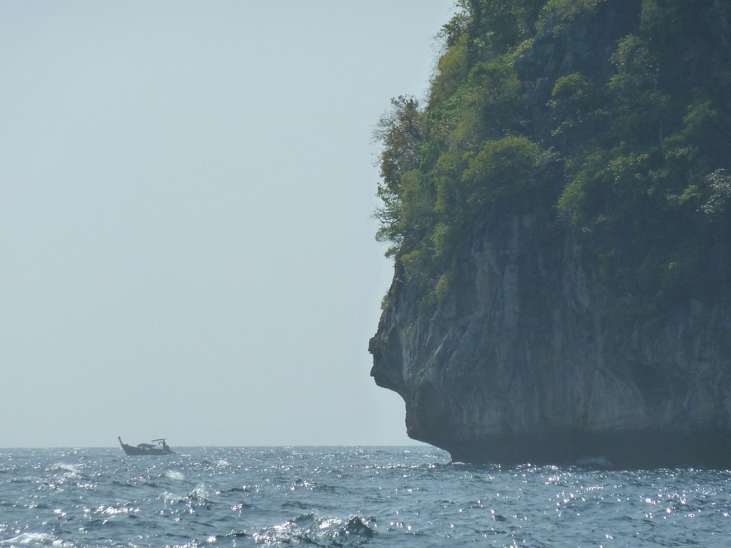 Ko Phi Phi Coastline