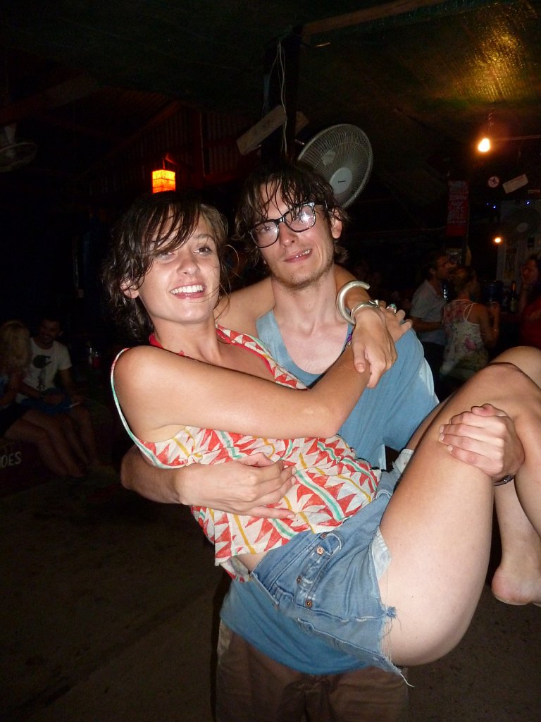 Party in Backpacker bar
