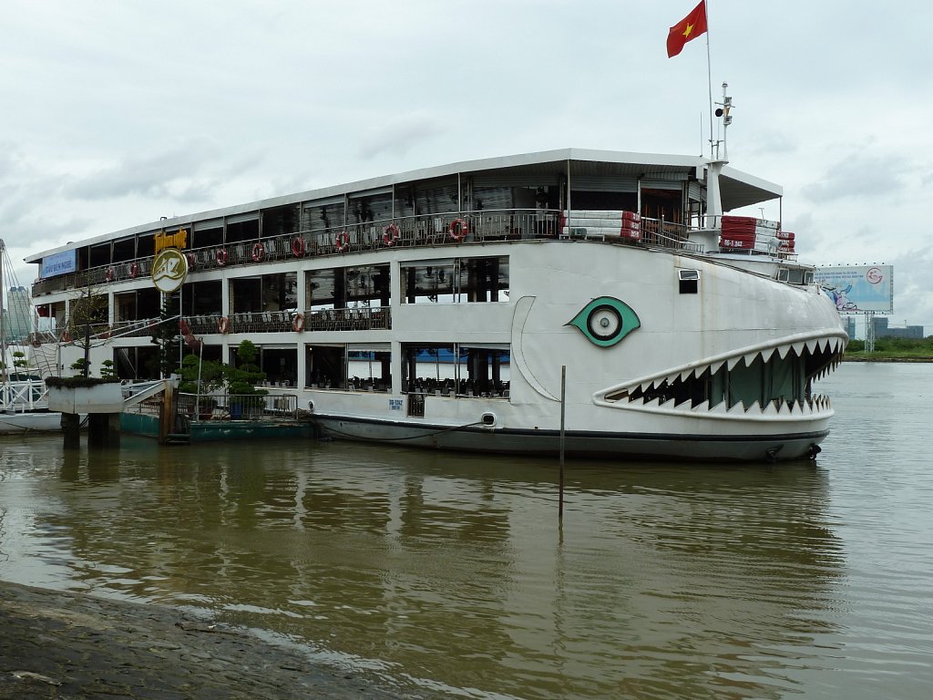 Funny shaped ship
