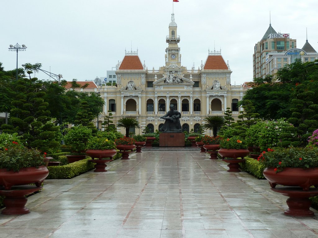 Ho Chi Minh City Hall