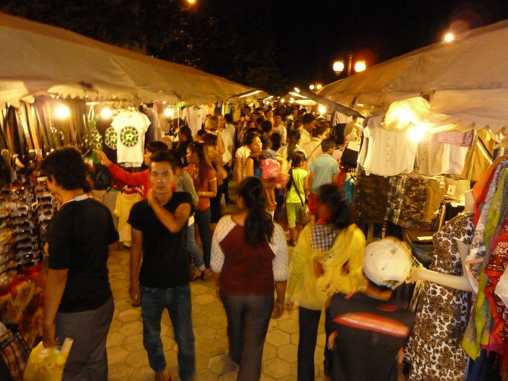 Night market in Phnom Penh