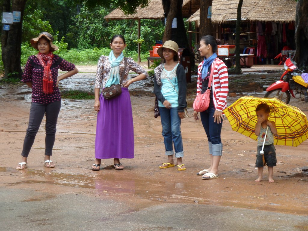 Saleswoman near Pre Rup temple