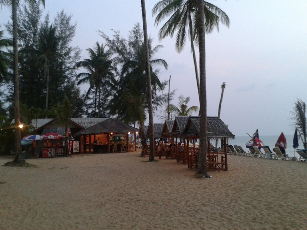 Bar at the Northern end of Bang Niang Beach