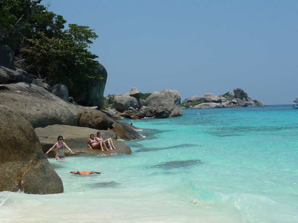Rocks on the beach at Ko Maeng