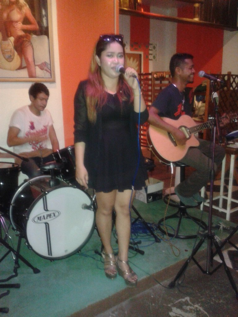 Band in a music bar in Bang Niang 