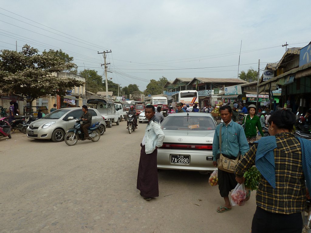 Busy street in Nyaung-U