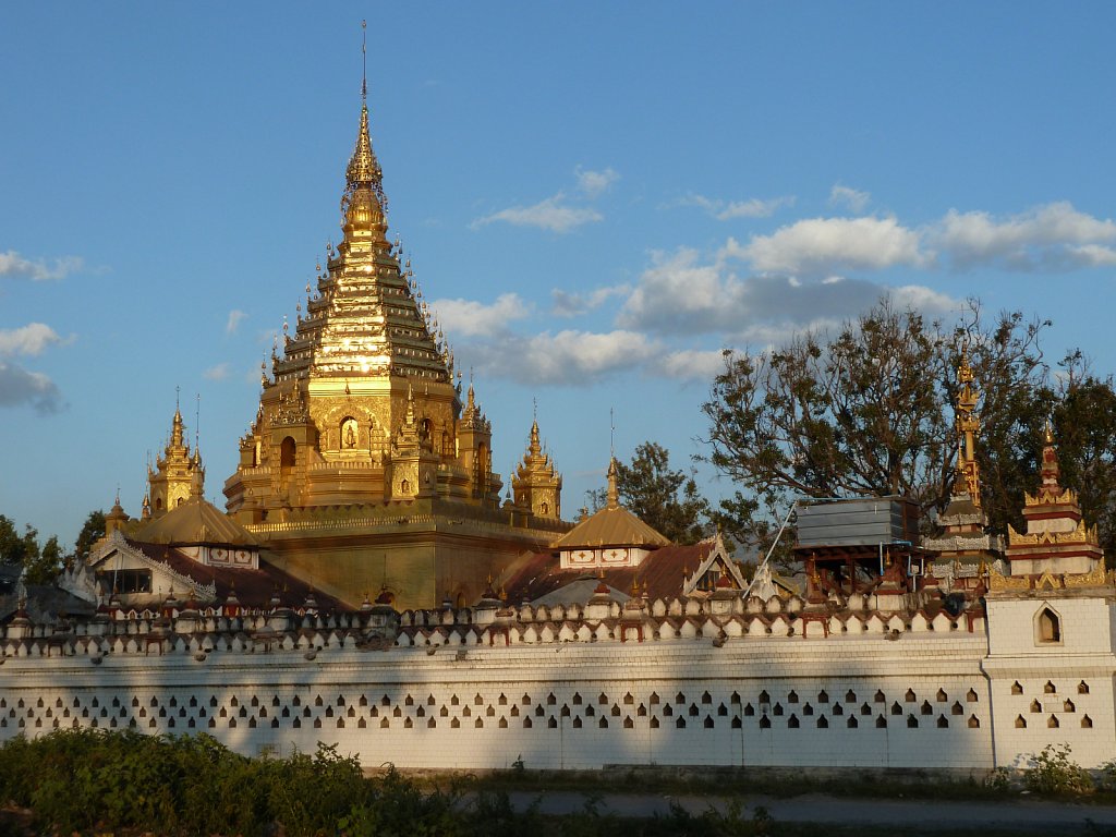 Yadanar Manaung Pagoda (Nyaung Shwe)