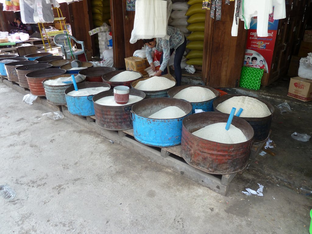 Market in Nyaung Shwe