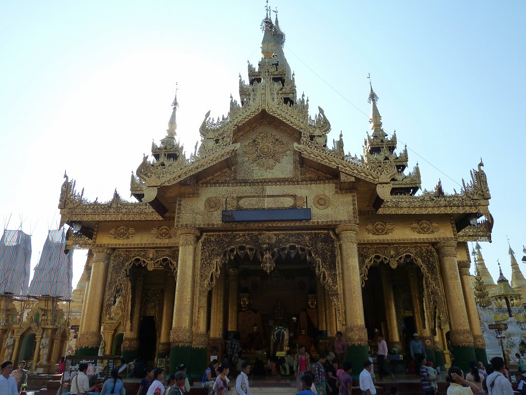Temple in Shwedagon Pagoda